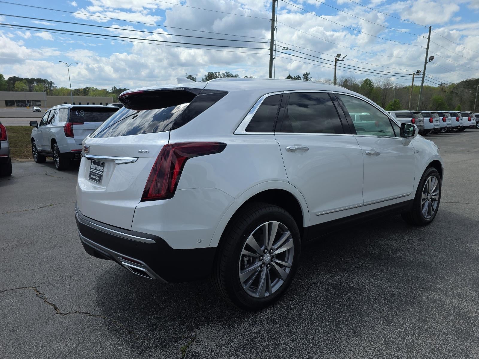2026 Cadillac XT5 FWD Premium Luxury