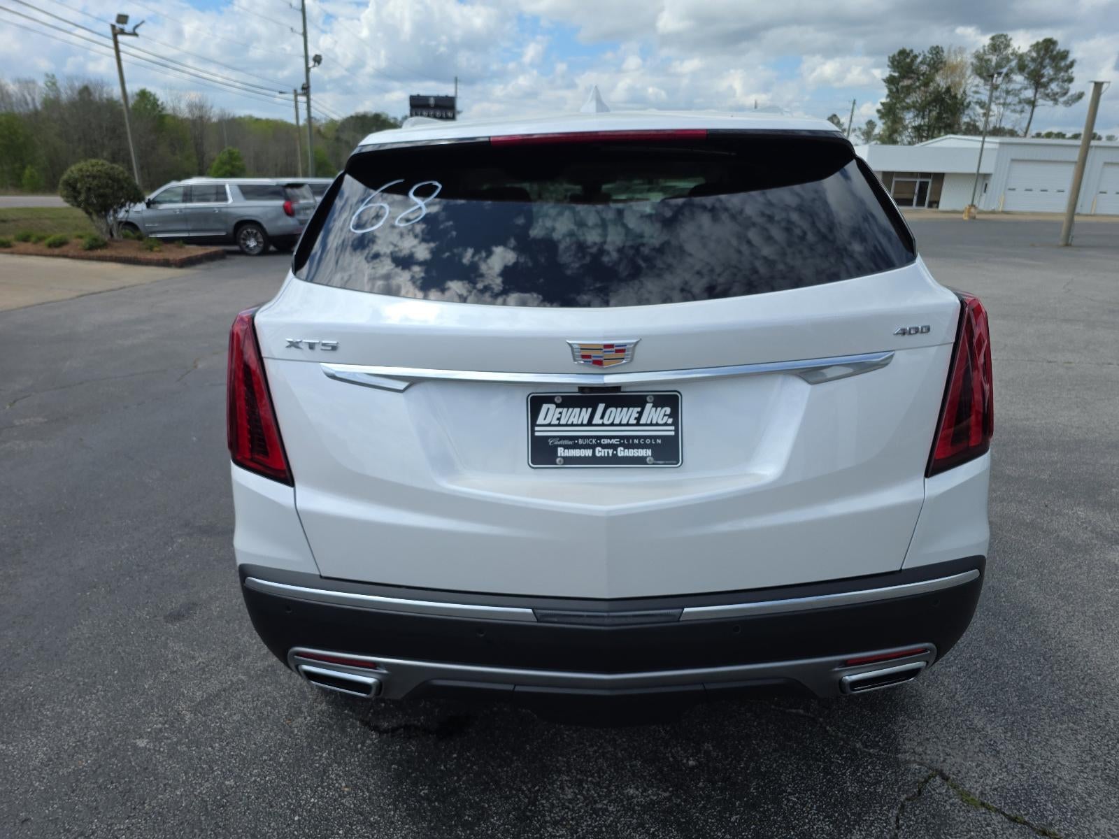 2026 Cadillac XT5 FWD Premium Luxury