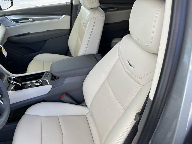 2026 Cadillac XT5 FWD Premium Luxury