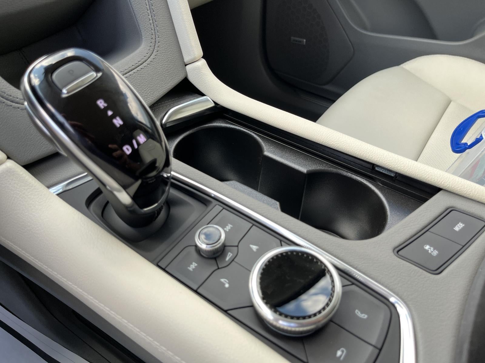 2026 Cadillac XT5 FWD Premium Luxury