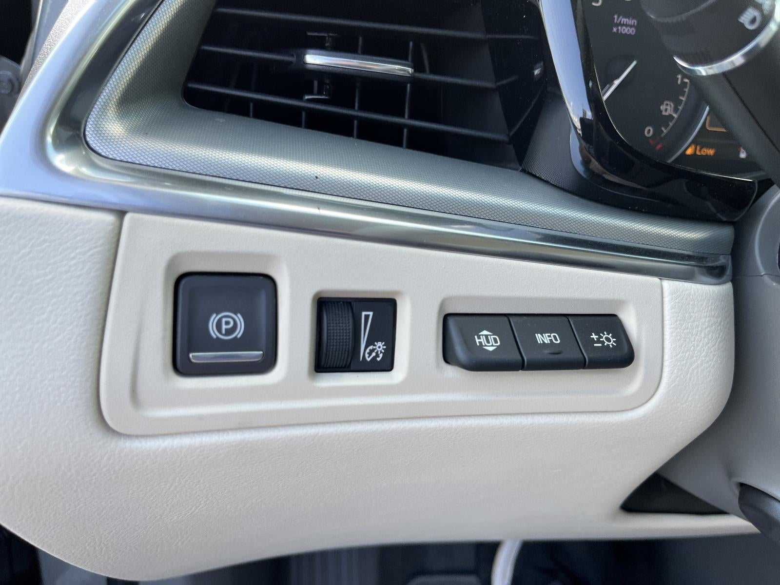 2026 Cadillac XT5 FWD Premium Luxury