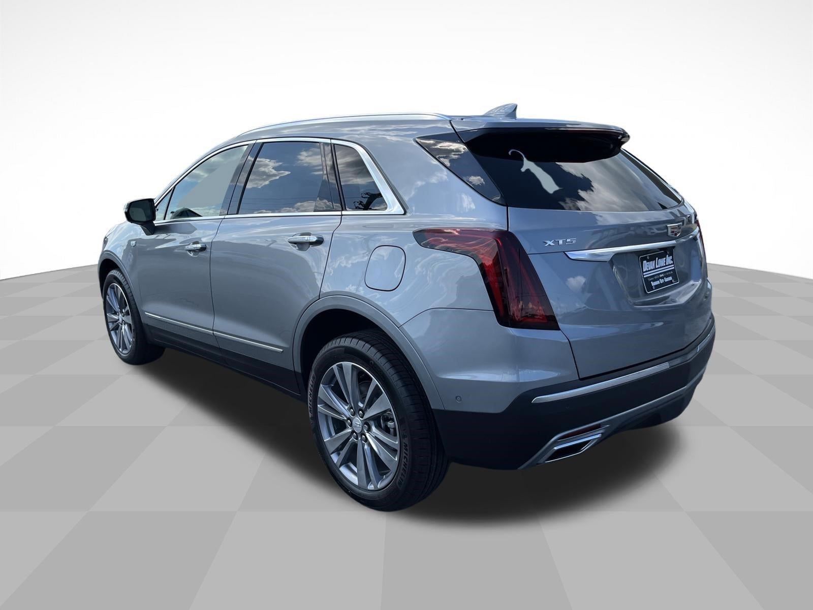 2026 Cadillac XT5 FWD Premium Luxury