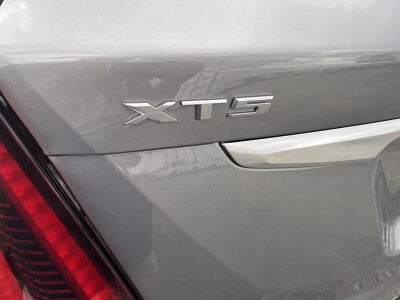2026 Cadillac XT5 FWD Premium Luxury