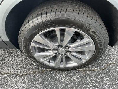 2026 Cadillac XT5 FWD Premium Luxury