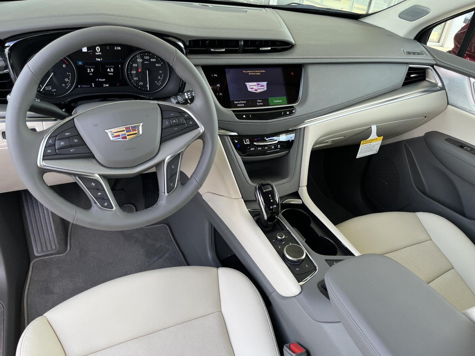 2026 Cadillac XT5 FWD Premium Luxury