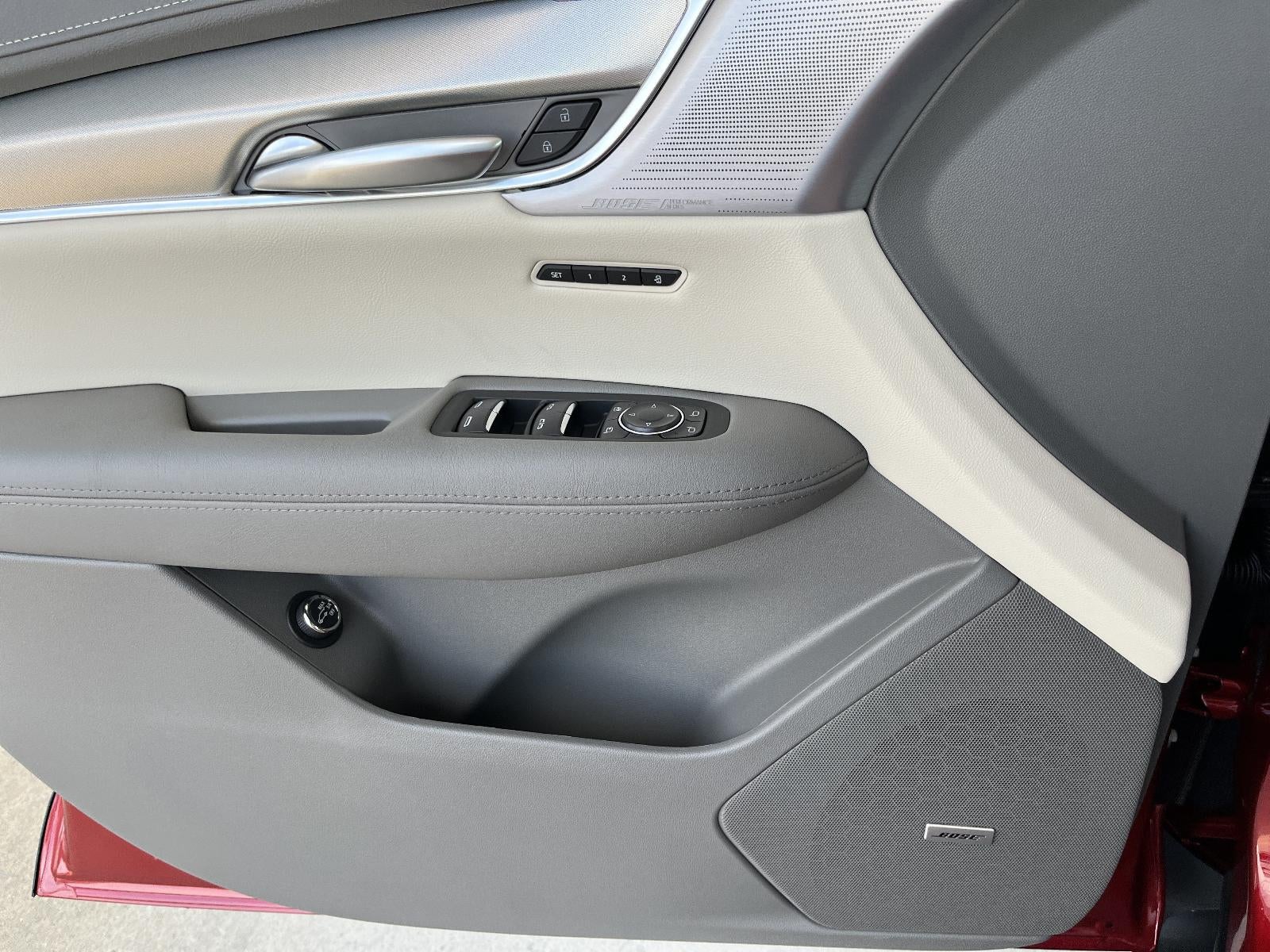 2026 Cadillac XT5 FWD Premium Luxury