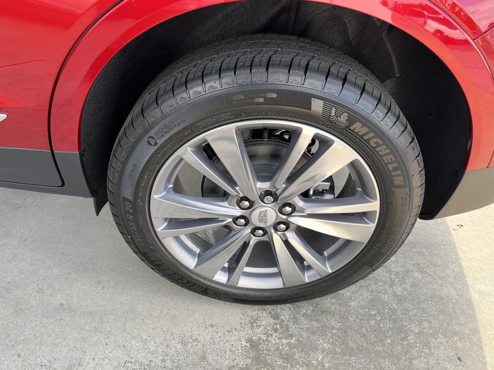 2026 Cadillac XT5 FWD Premium Luxury