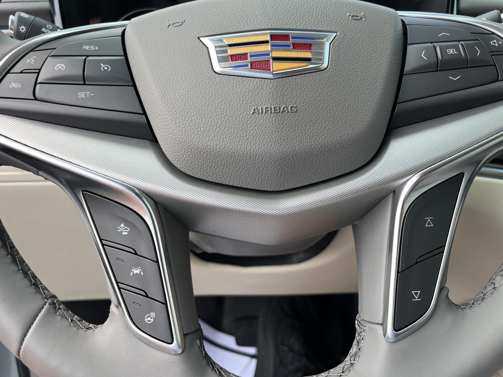2026 Cadillac XT5 FWD Premium Luxury