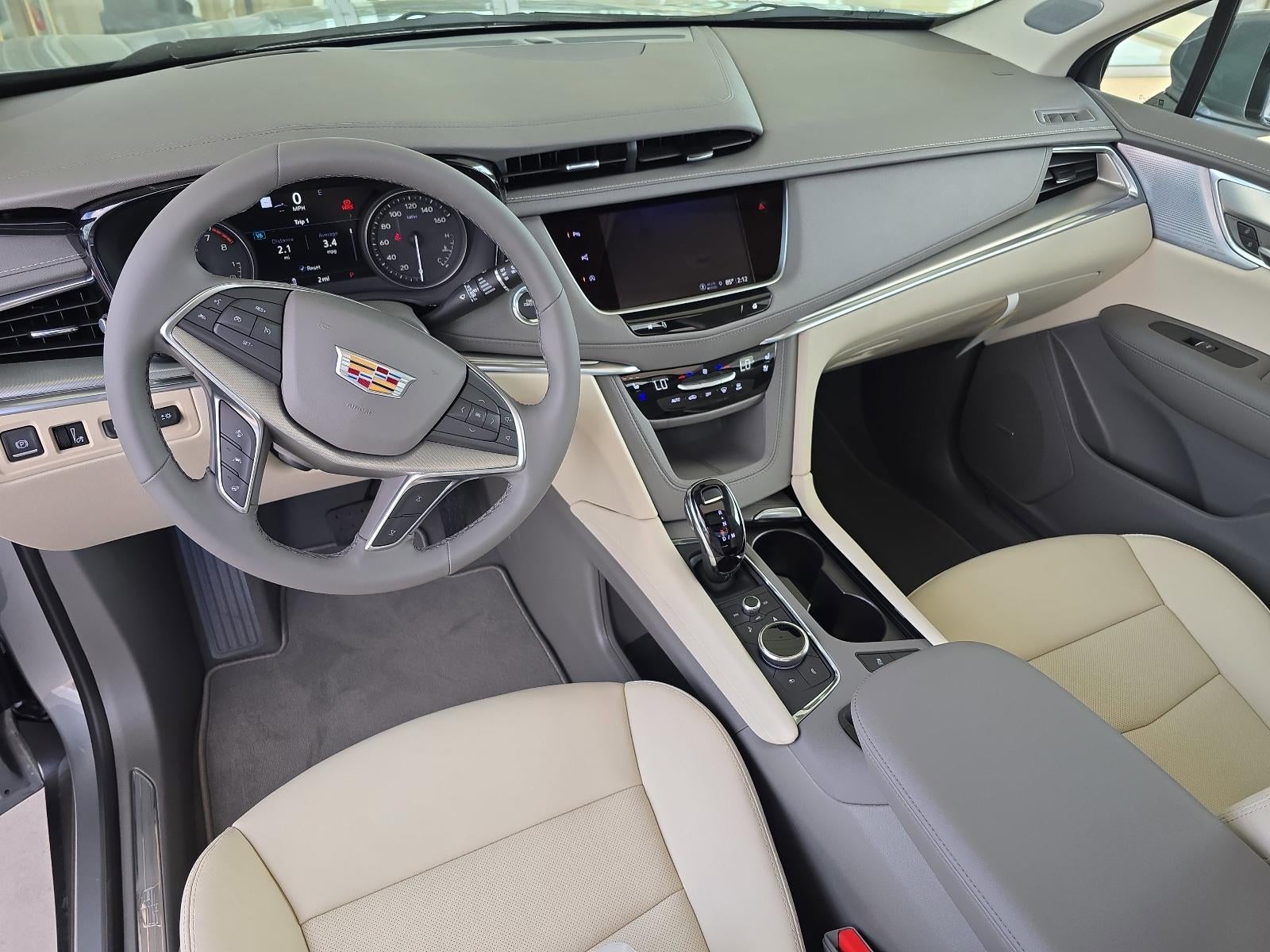 2026 Cadillac XT5 FWD Premium Luxury