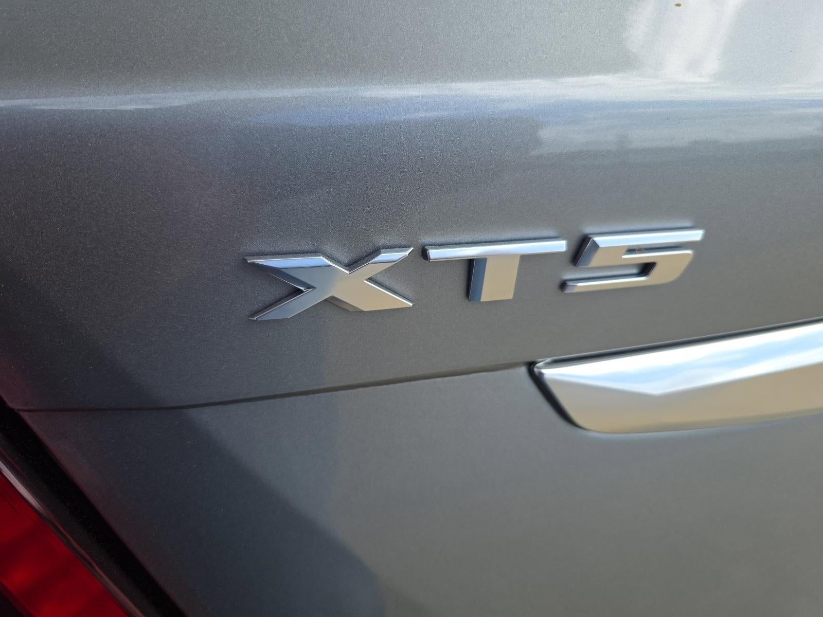 2026 Cadillac XT5 FWD Premium Luxury