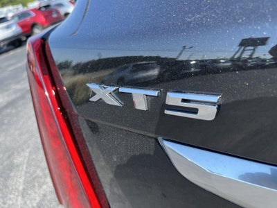 2022 Cadillac XT5 FWD Premium Luxury