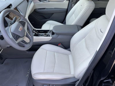 2022 Cadillac XT5 FWD Premium Luxury