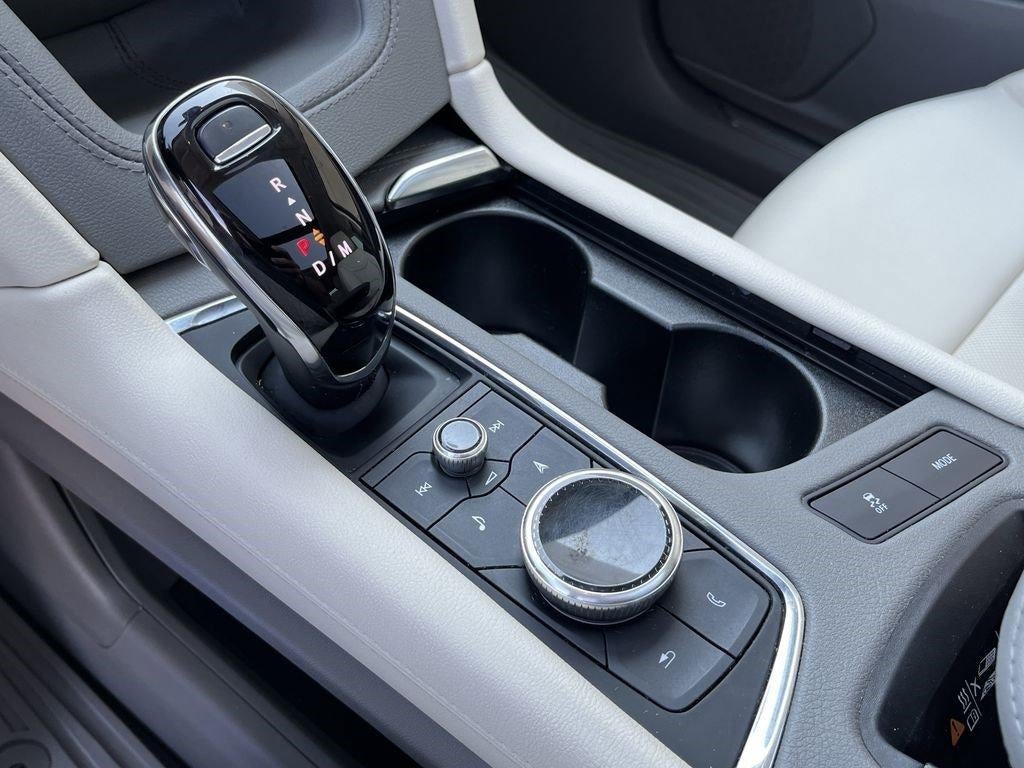 2022 Cadillac XT5 FWD Premium Luxury