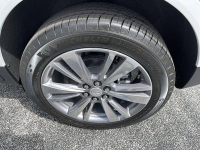 2026 Cadillac XT5 FWD Premium Luxury