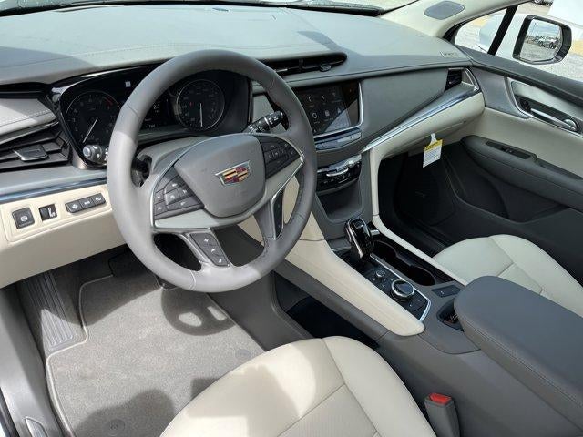 2026 Cadillac XT5 FWD Premium Luxury