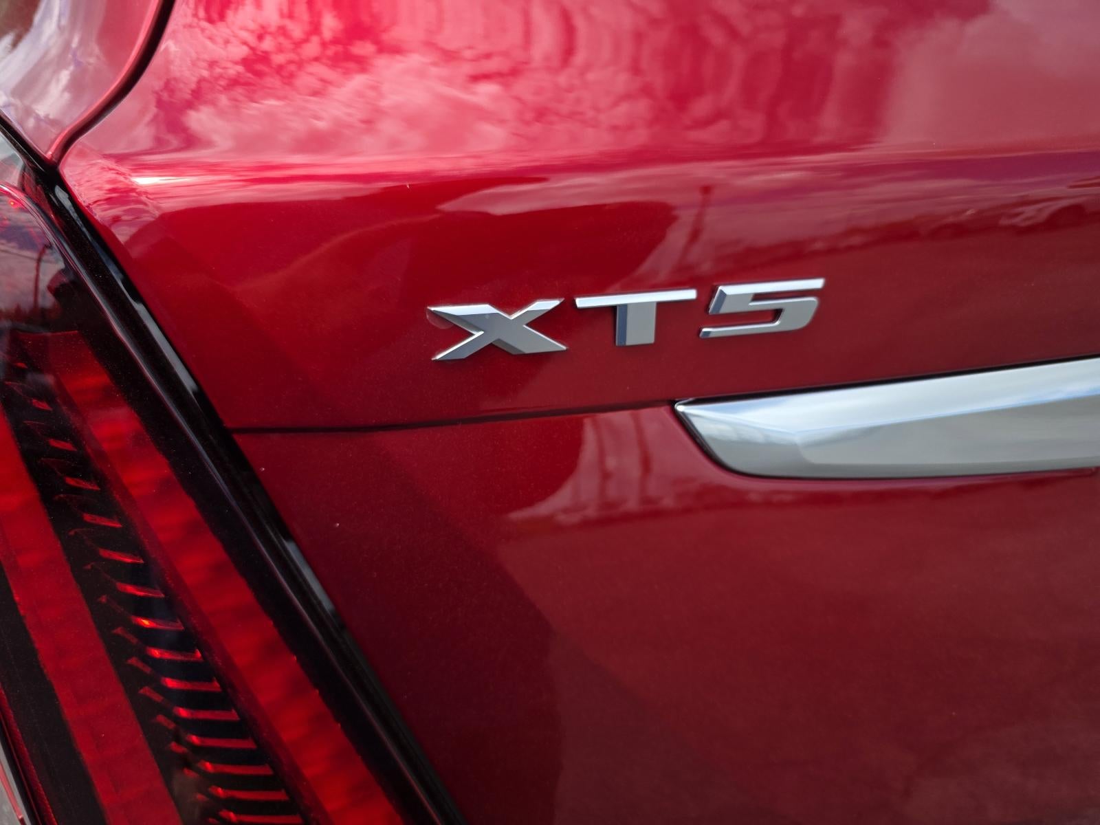 2026 Cadillac XT5 FWD Premium Luxury