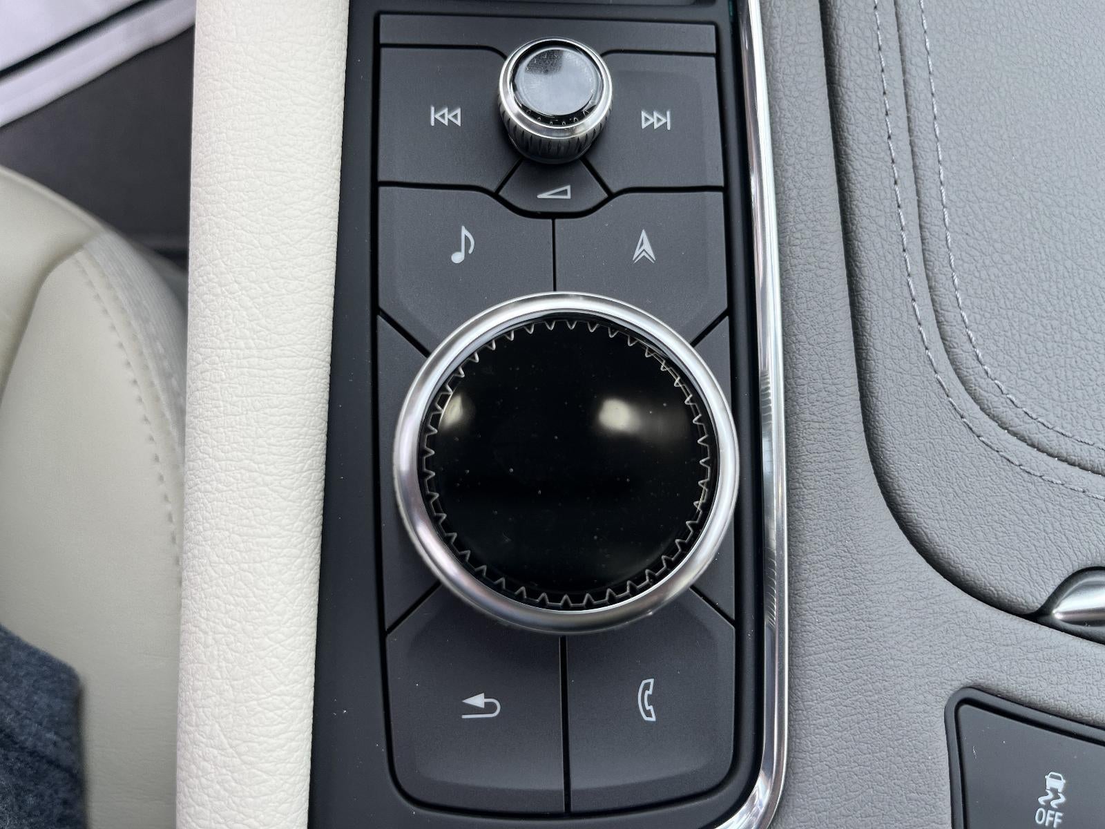 2026 Cadillac XT5 FWD Premium Luxury