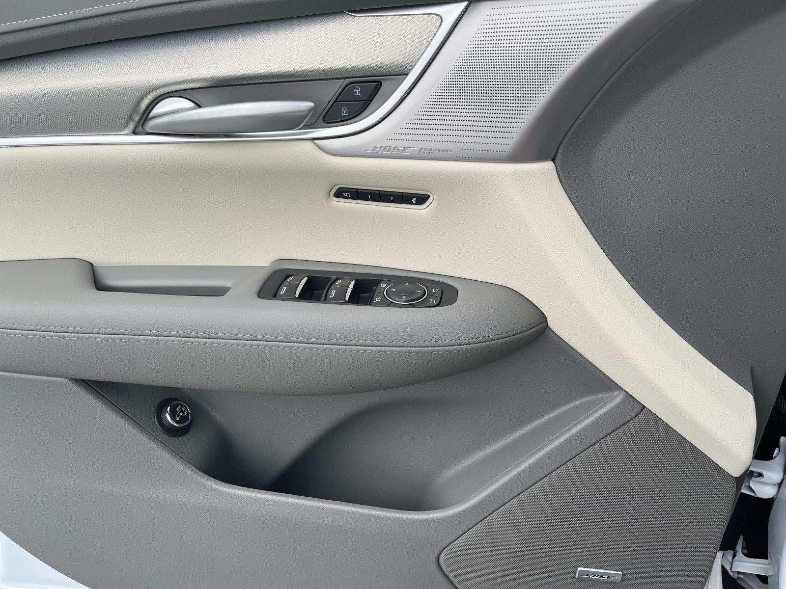2026 Cadillac XT5 FWD Premium Luxury