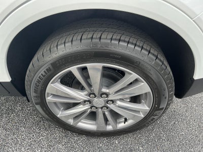 2026 Cadillac XT5 FWD Premium Luxury