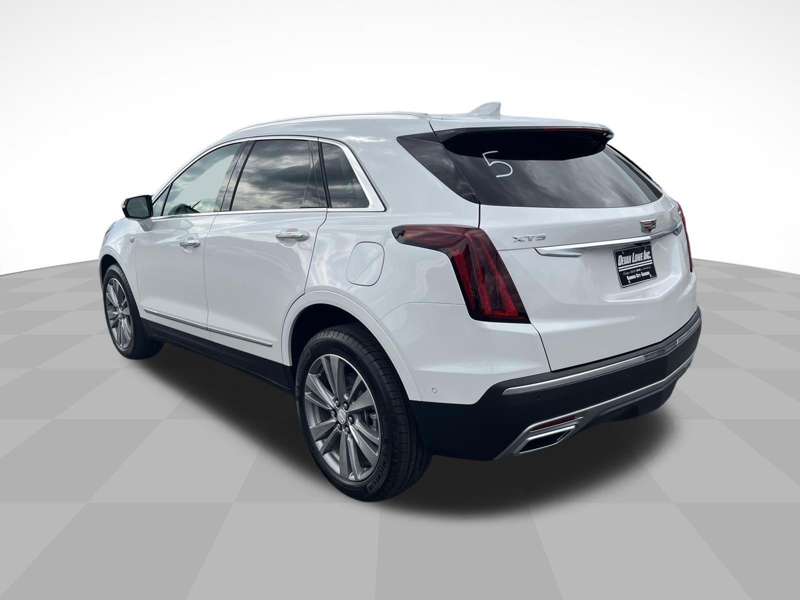 2026 Cadillac XT5 FWD Premium Luxury