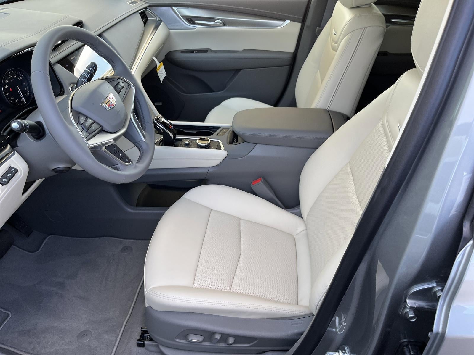 2026 Cadillac XT5 FWD Premium Luxury