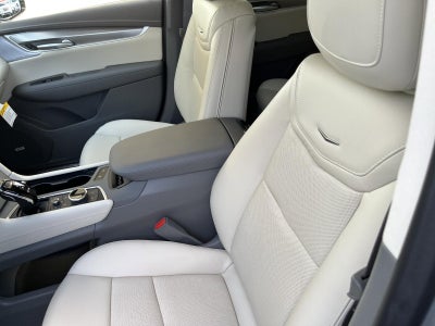 2026 Cadillac XT5 FWD Premium Luxury
