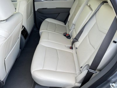 2026 Cadillac XT5 FWD Premium Luxury