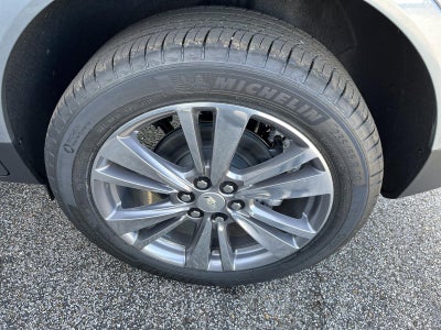 2026 Cadillac XT5 FWD Premium Luxury