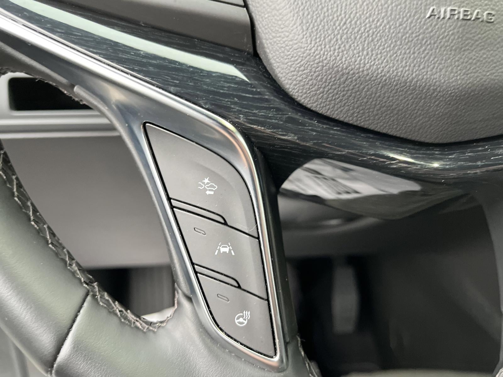 2025 Cadillac XT5 AWD Premium Luxury