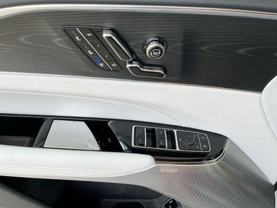 2025 Cadillac LYRIQ Sport