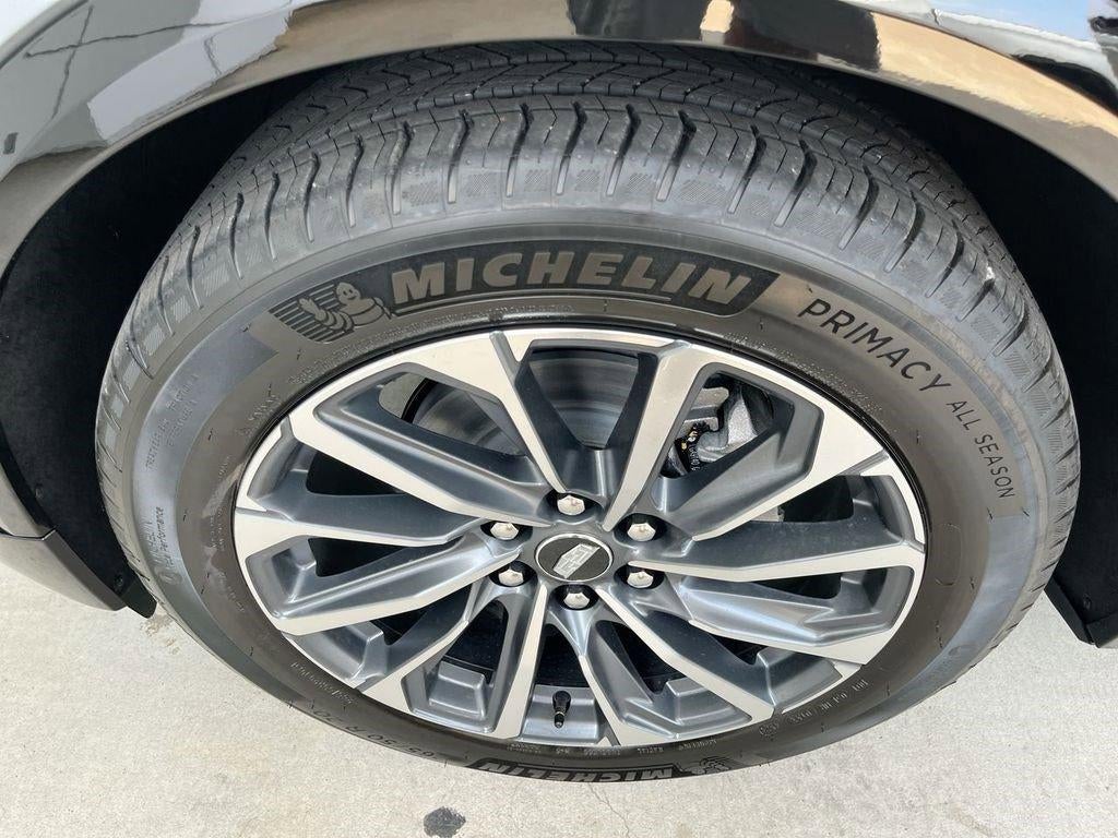 2025 Cadillac LYRIQ Sport