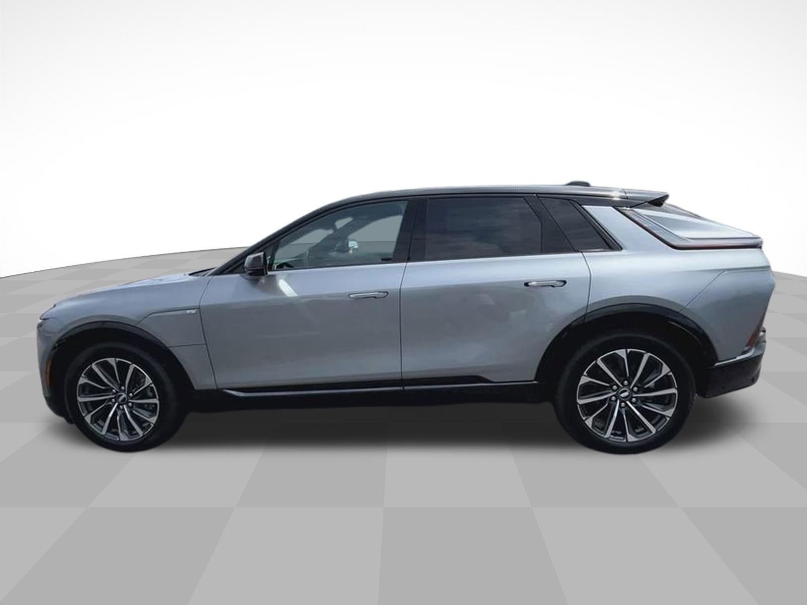 2025 Cadillac LYRIQ Sport