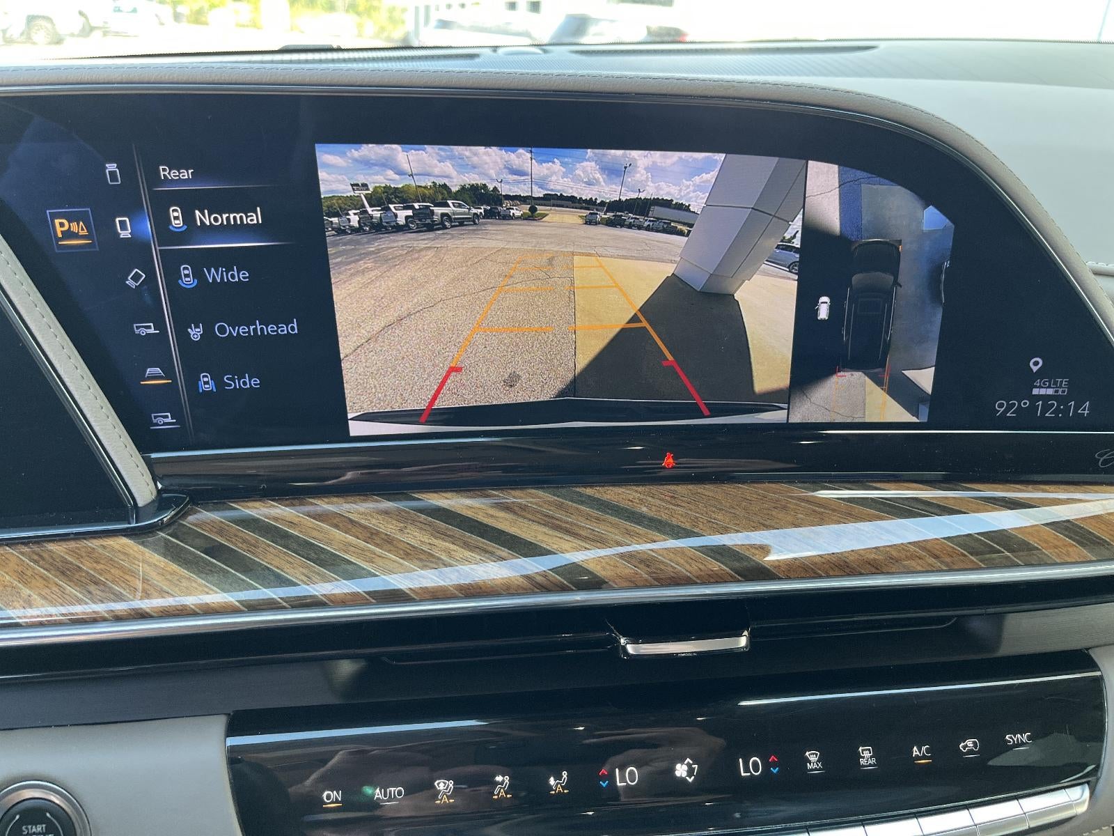 2023 Cadillac Escalade 4WD Premium Luxury Platinum