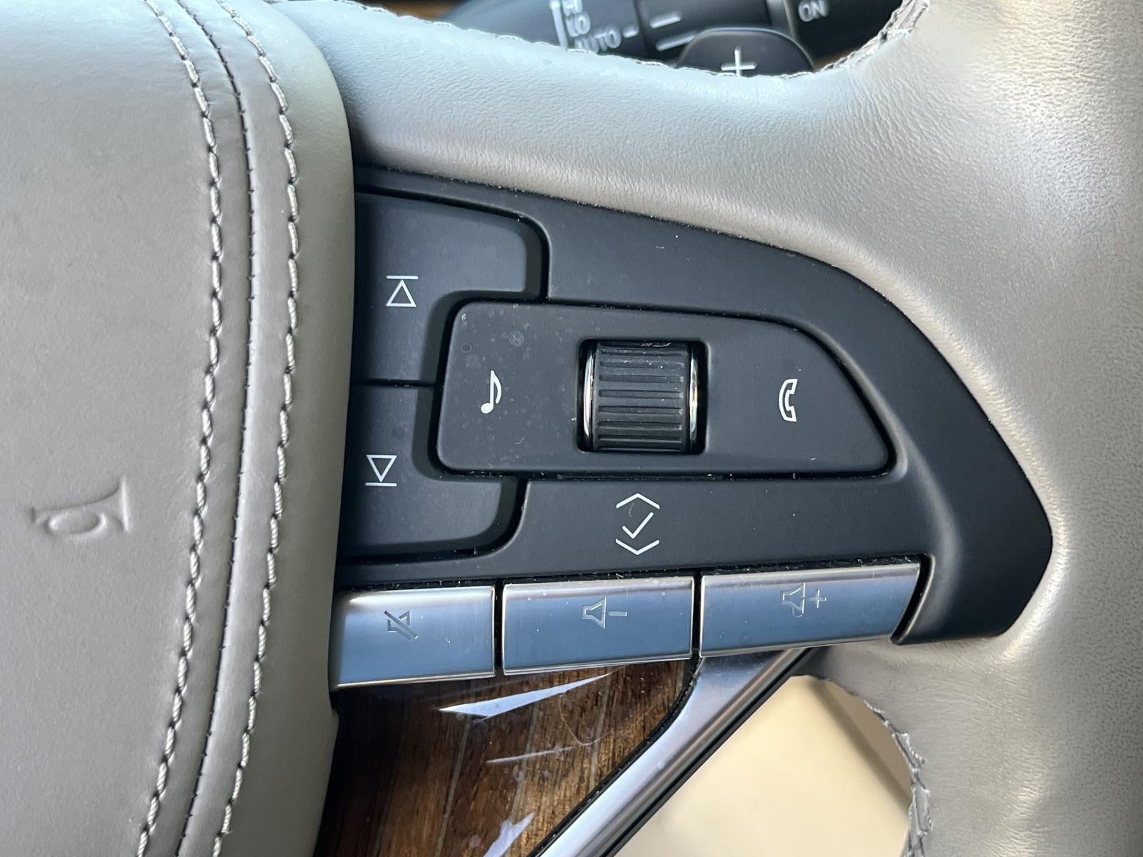 2023 Cadillac Escalade 4WD Premium Luxury Platinum