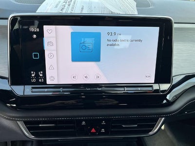 2024 Volkswagen Atlas Cross Sport 2.0T SE