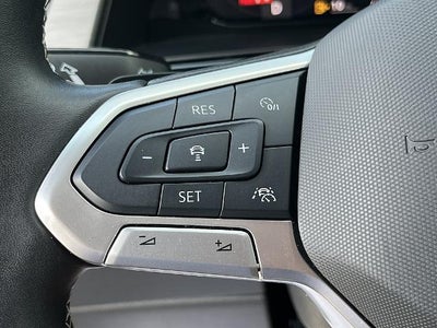 2024 Volkswagen Atlas Cross Sport 2.0T SE