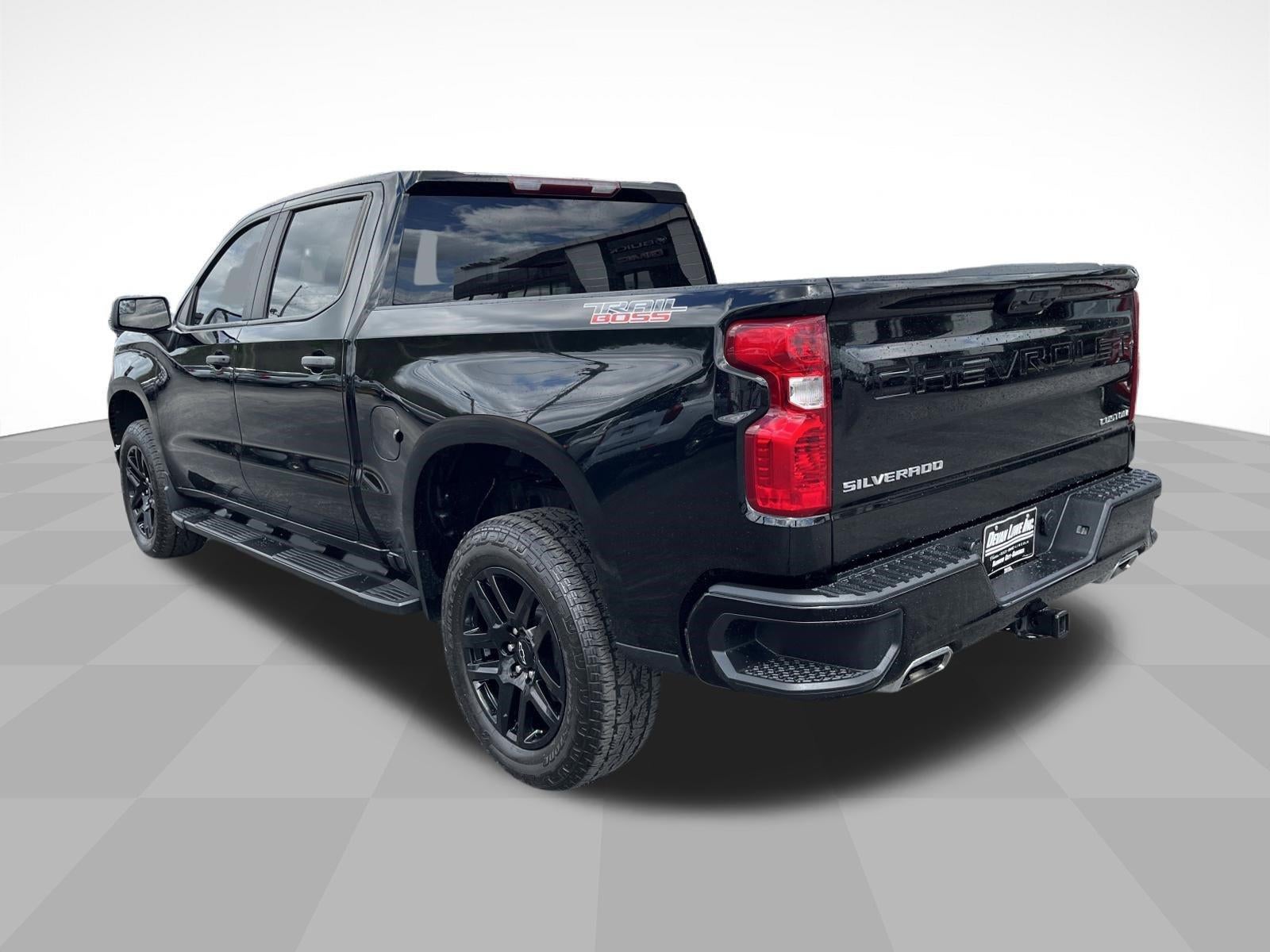 2022 Chevrolet Silverado 1500 Custom Trail Boss