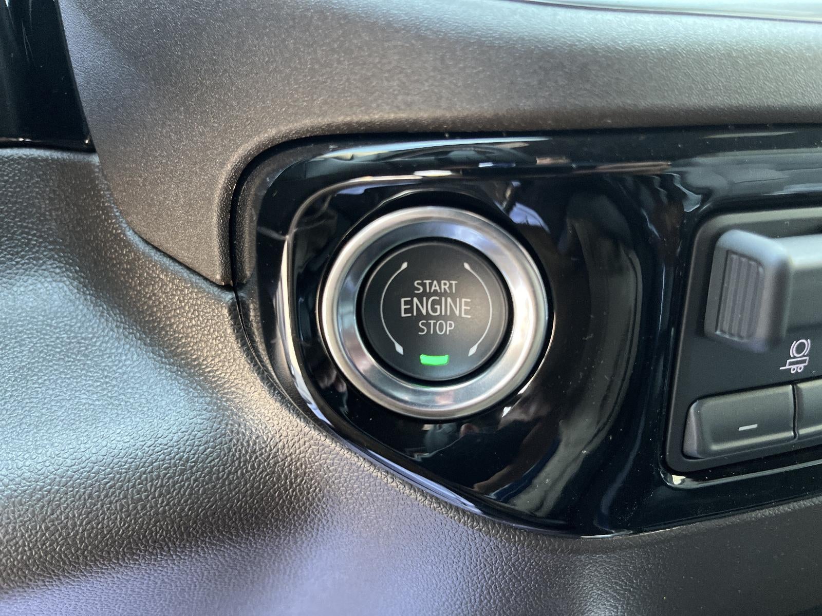 2026 GMC Sierra 1500 SLT - Photo 20