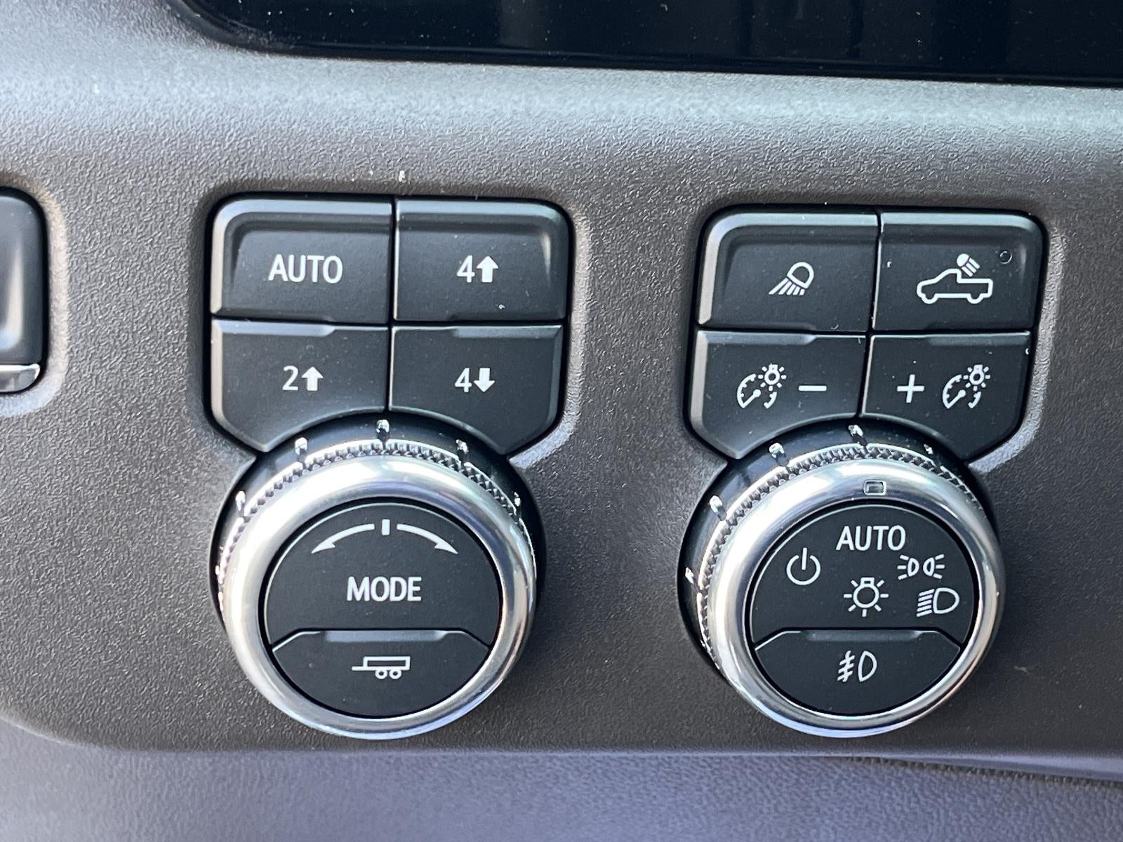 2026 GMC Sierra 1500 SLT - Photo 25