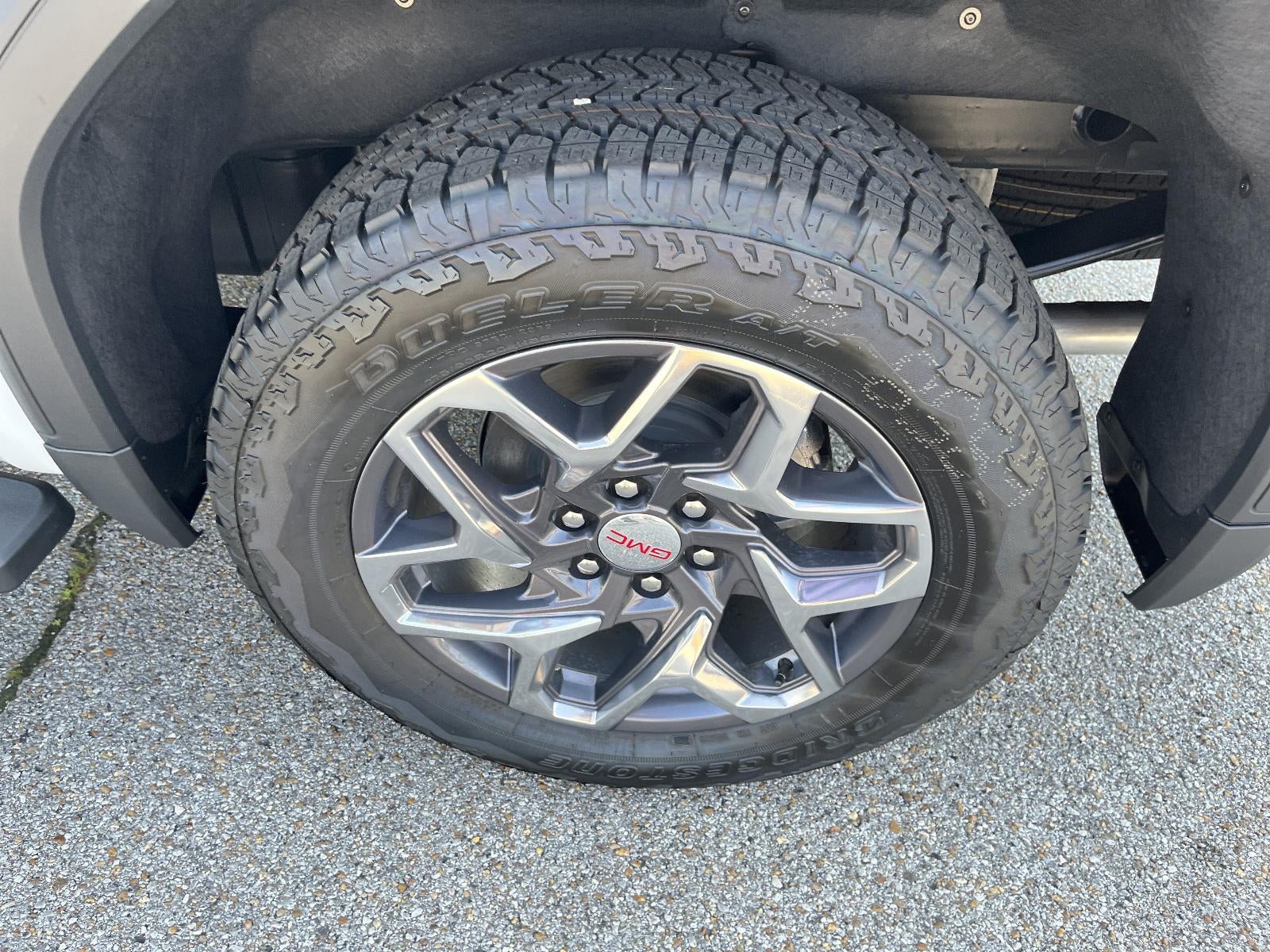 2026 GMC Sierra 1500 SLT - Photo 28