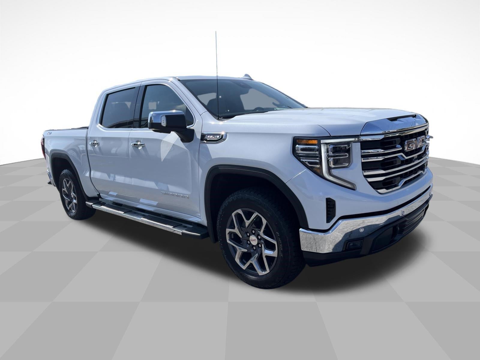 2026 GMC Sierra 1500 SLT - Photo 3