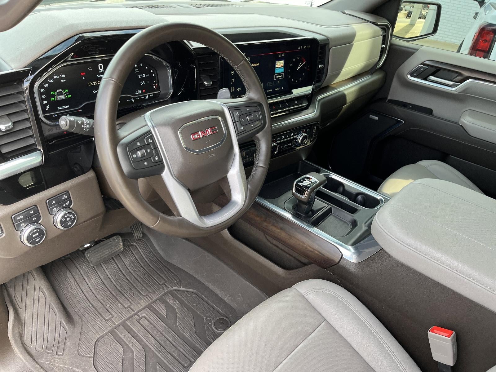 2023 GMC Sierra 1500 SLT