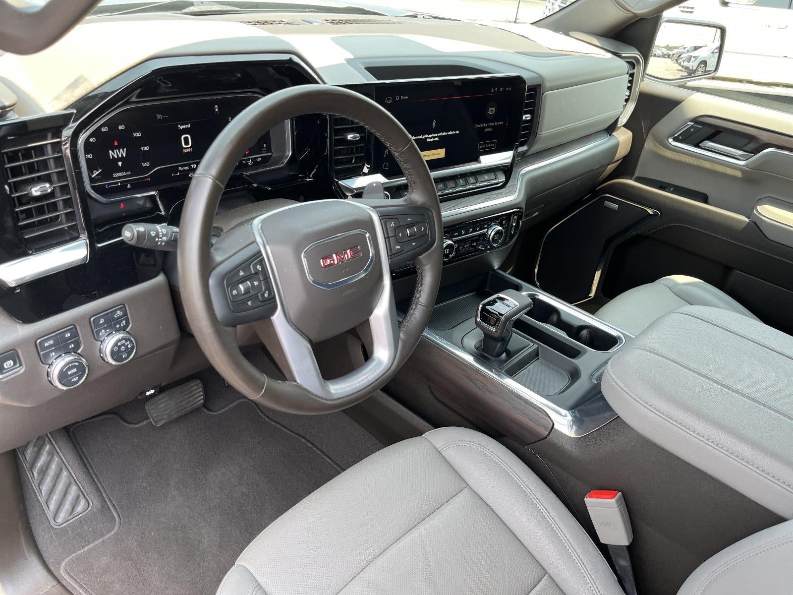 2024 GMC Sierra 1500 SLT