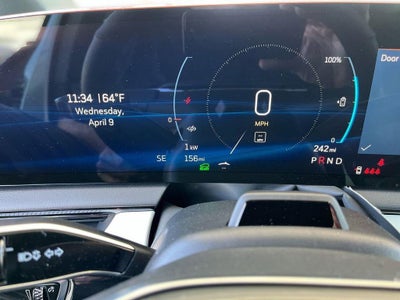 2025 Cadillac OPTIQ Luxury