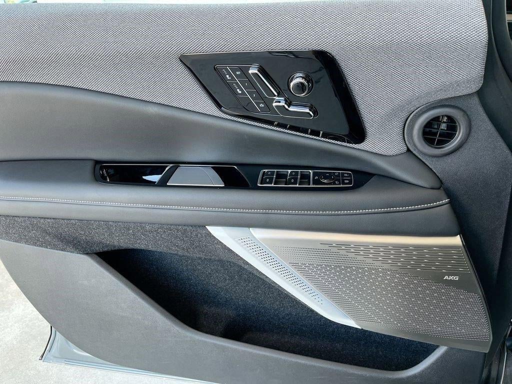 2025 Cadillac OPTIQ Luxury