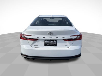 2025 Toyota Camry SE