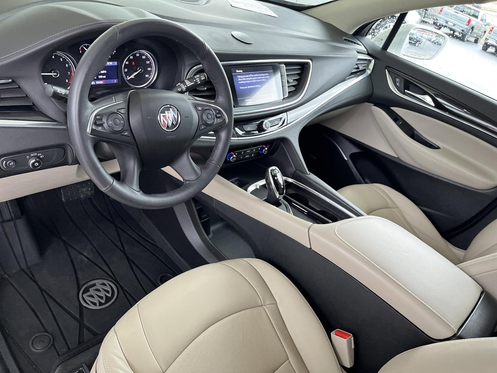 2020 Buick Enclave Essence
