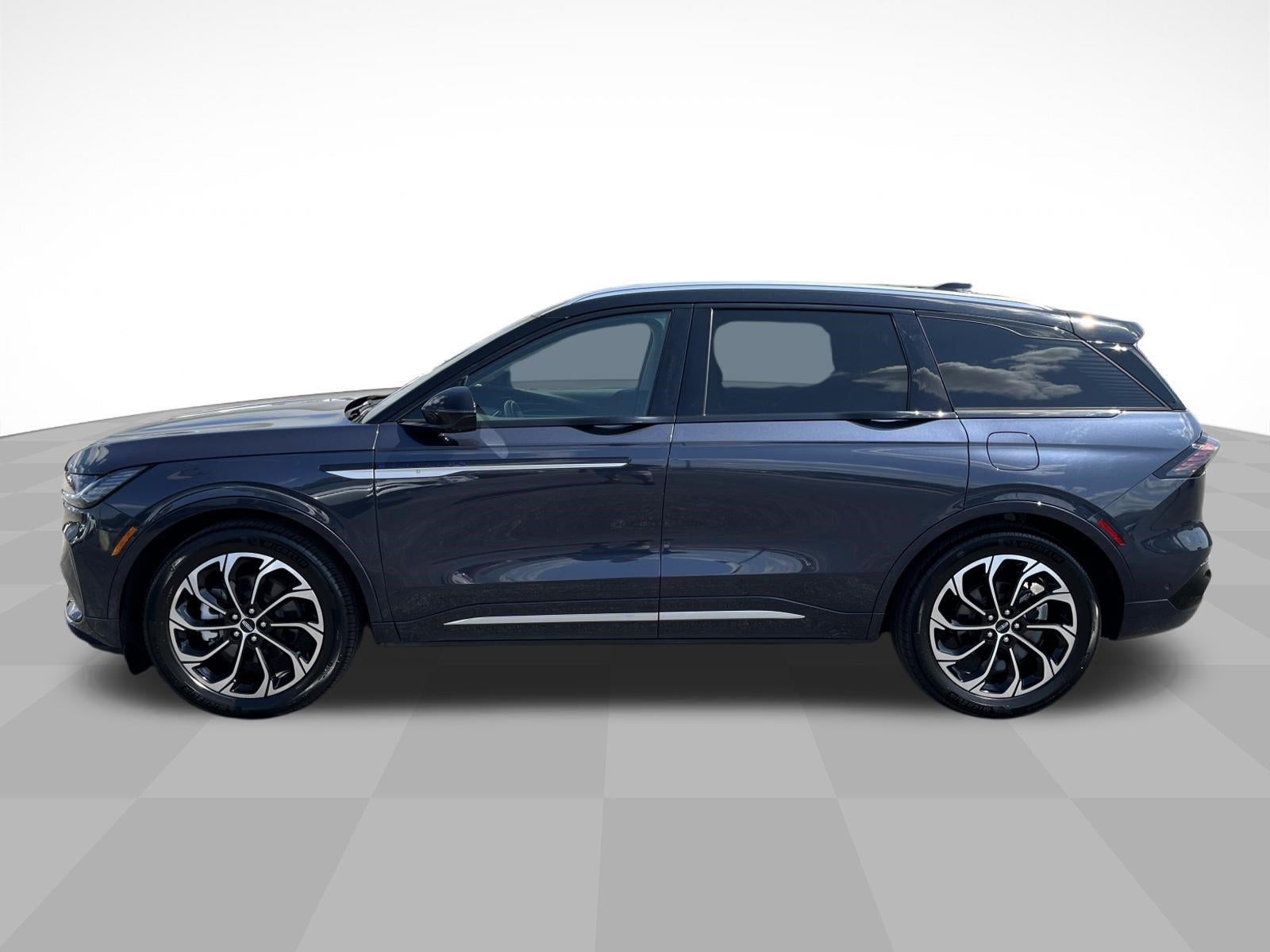 2024 Lincoln Nautilus Reserve