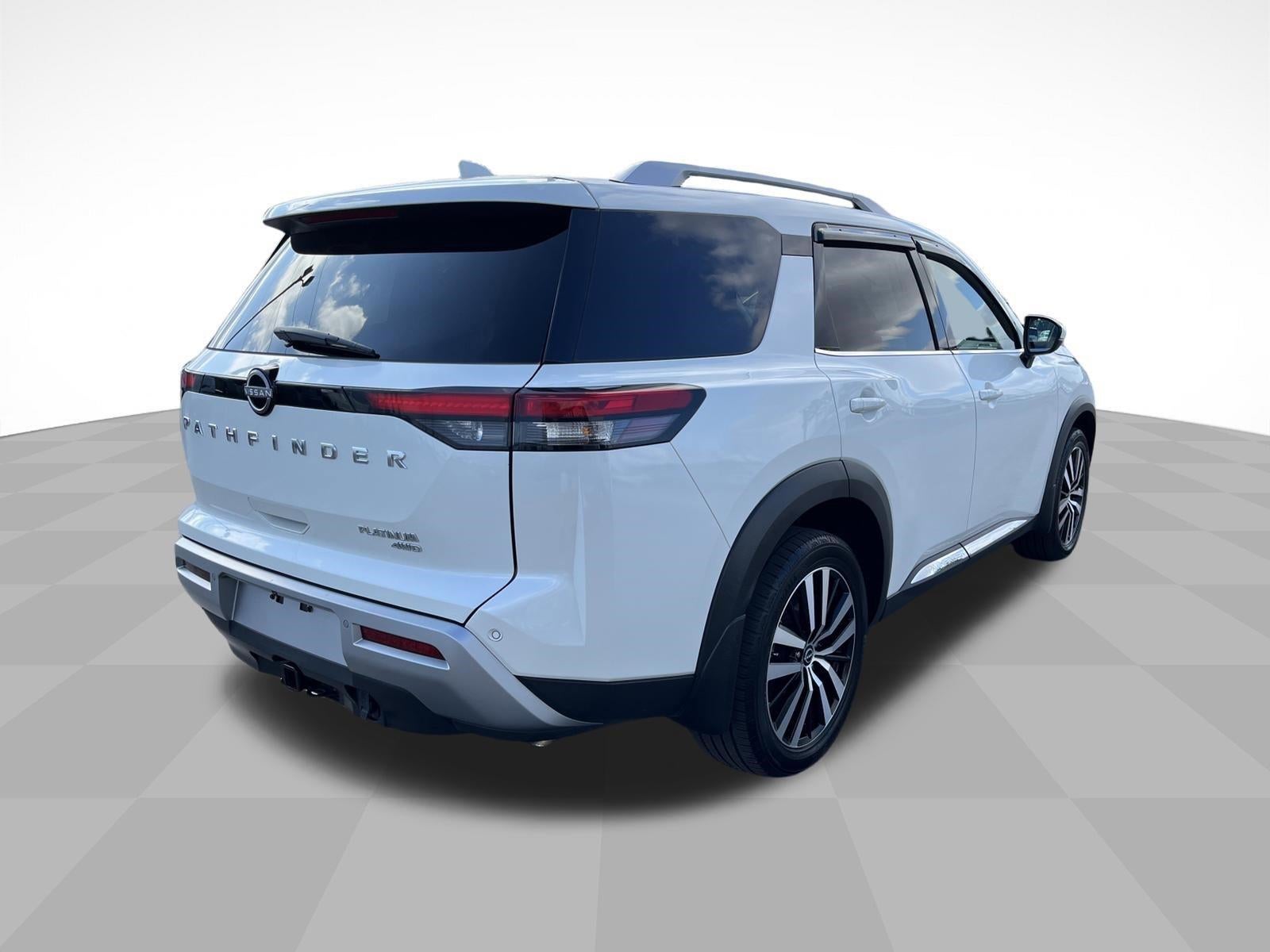 2023 Nissan Pathfinder Platinum