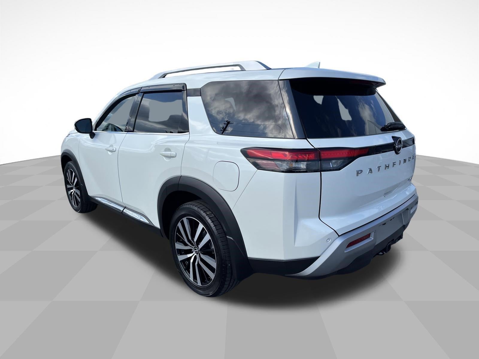2023 Nissan Pathfinder Platinum